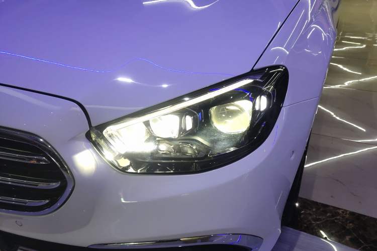 Used Mercedes-Benz E-Class 2021 E 300 L Premium Edition
