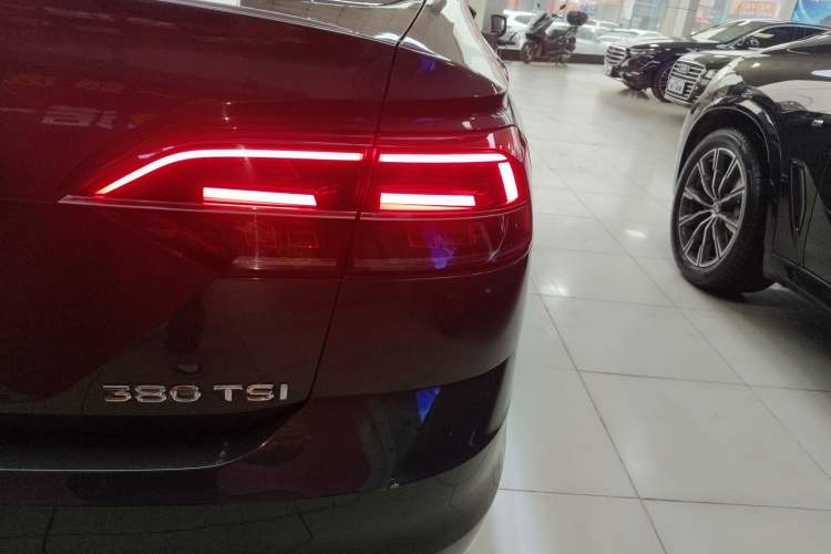 Used Volkswagen Phideon 2016 380TSI Two-Wheel-Drive Supreme Edition