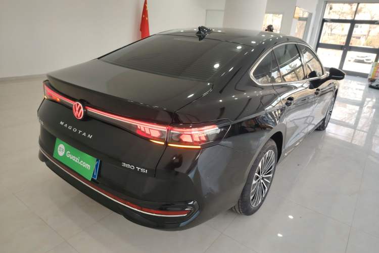 Used Volkswagen Magotan 2024 380TSI DSG Prestige Edition DaMai Package
