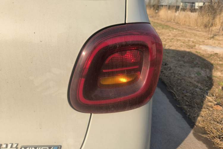 Used Wuling Hongguang MINIEV 2025 Four-Door Version Premium Edition
