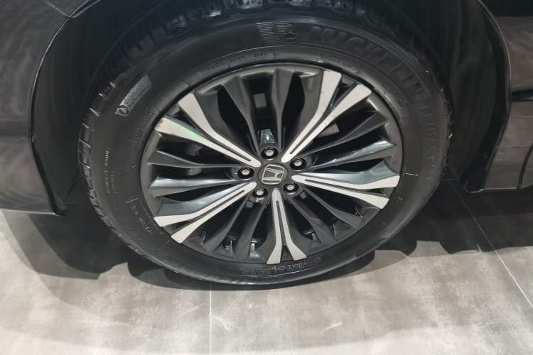 Used Honda UR-V 2020 370TURBO Two-Wheel Drive Luxury Edition
