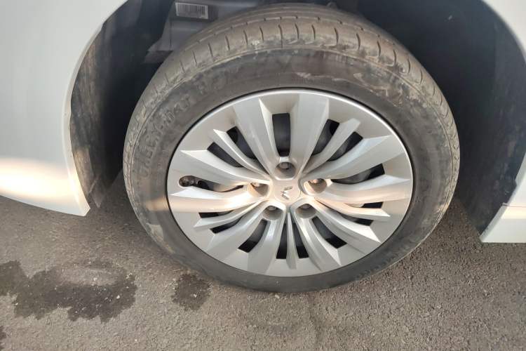 Used Wuling Jiachen 2022 1.5L Manual Enjoyment Elite Model