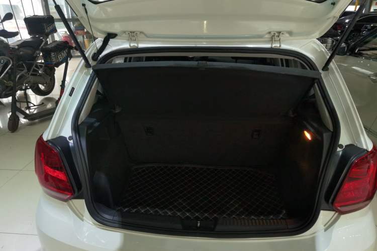 Used Volkswagen Polo 2018 1.5L Manual Drive-Comfort Model
