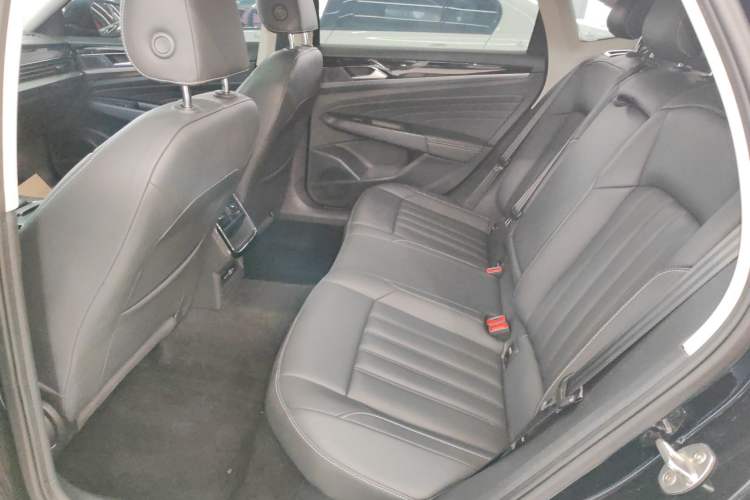 Used Volkswagen Passat 2024 280TSI Business Edition
