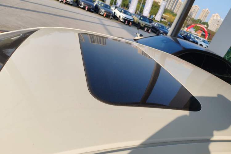 Used Geely Auto Emgrand 2025 4th Generation 1.5L CVT Flagship Version
