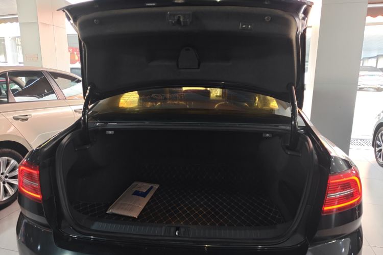 Used Volkswagen Magotan 2018 330TSI DSG Luxury Model