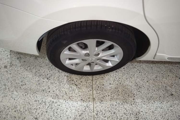 Used Toyota Corolla 2014 1.6L CVT GL-i Leather Edition
