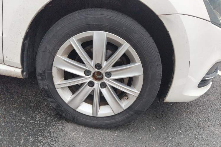 Used Volkswagen Polo 2014 1.6L Automatic Comfort Edition