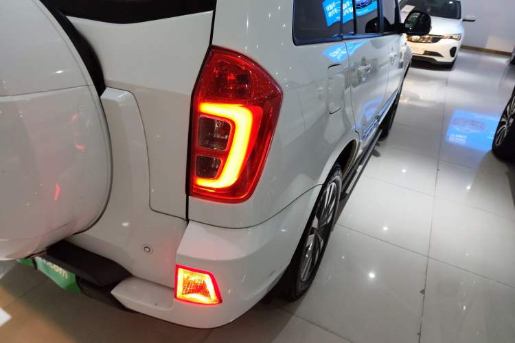 Used Chery Tiggo 3 2016 1.6L Manual ZhiShang Edition
