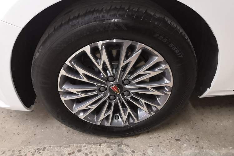 Used Hongqi H5 2024 1.5T DCT Smart Connect Flagship Edition