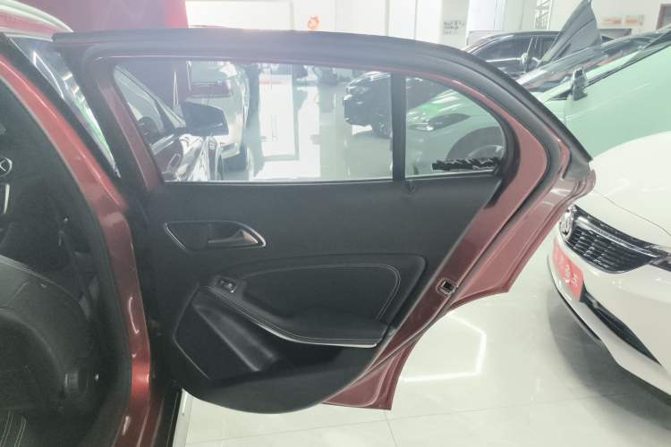 Used Mercedes-Benz GLA 2018 GLA 200 Fashion Model