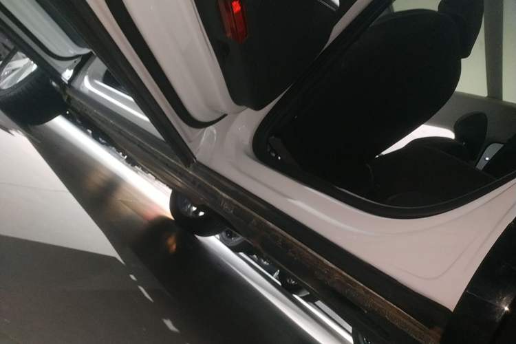 Used Volkswagen Tayron X 2020 330TSI Two-Wheel Drive Luxury Smart Connectivity Version
