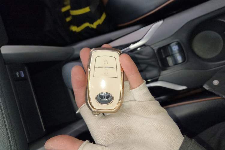 Used Toyota Corolla Cross 2023 2.0L Elite Edition
