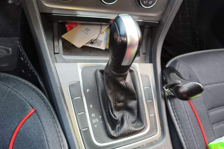 Used Volkswagen Golf 2015 1.4TSI Automatic Comfort Model
