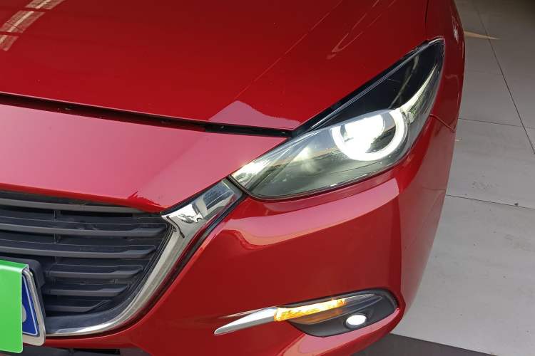 Used Mazda Mazda 3 Axela 2017 Sedan 1.5L Automatic Luxury Model Emission Standard China V