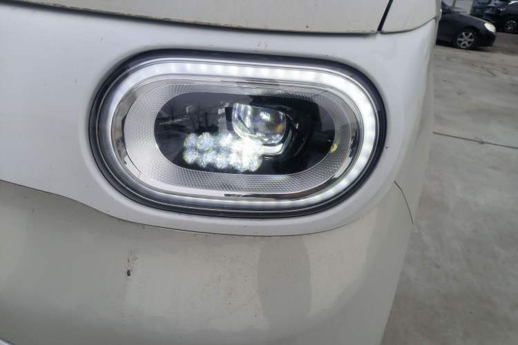 TDK.VehicleDetails.img