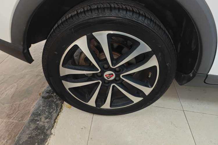 Used Roewe RX3 2020 1.6L CVT 4G Connected Ultra-Fun Elite Edition
