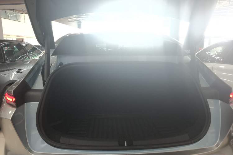 Used Nio ET5 2022 75 kWh
