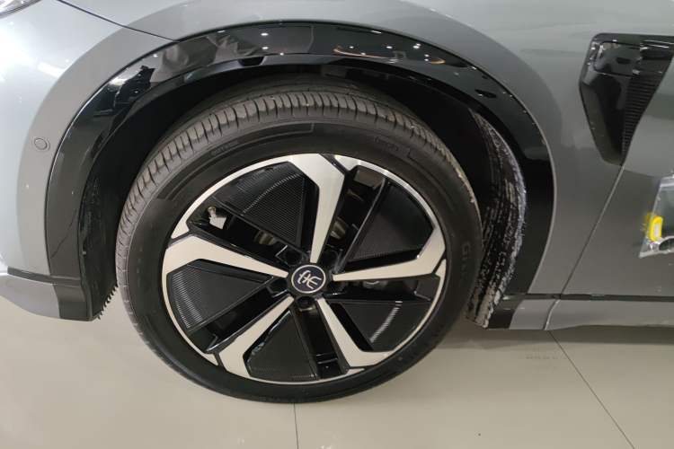 Used BYD Song L EV 2025 Intelligent Driving Version 662 km LiDAR Excellence Edition