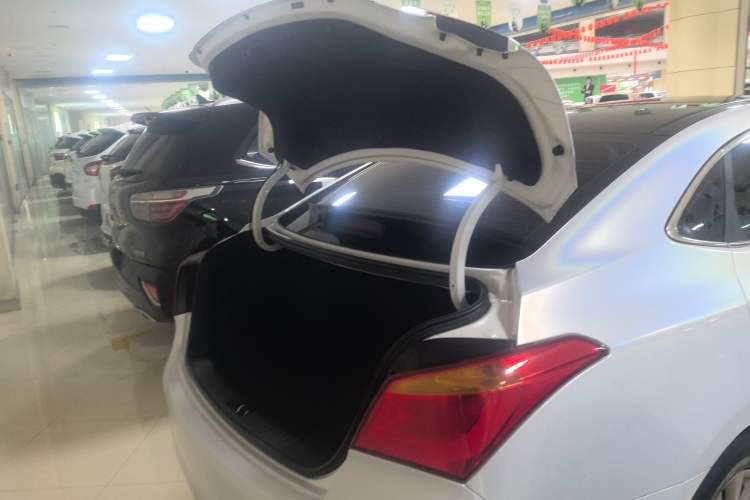 Used Hyundai Mistra 2014 1.8L Automatic Smart GLS