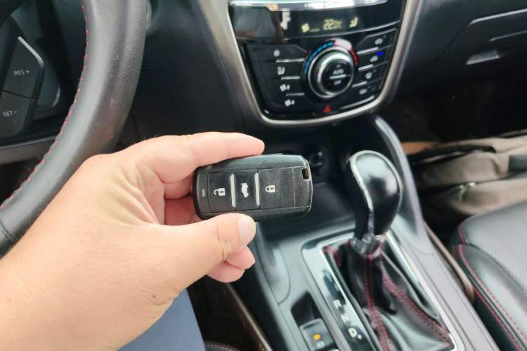 Used Changan CS75 2016 1.8T Automatic Elite Model China V Standard