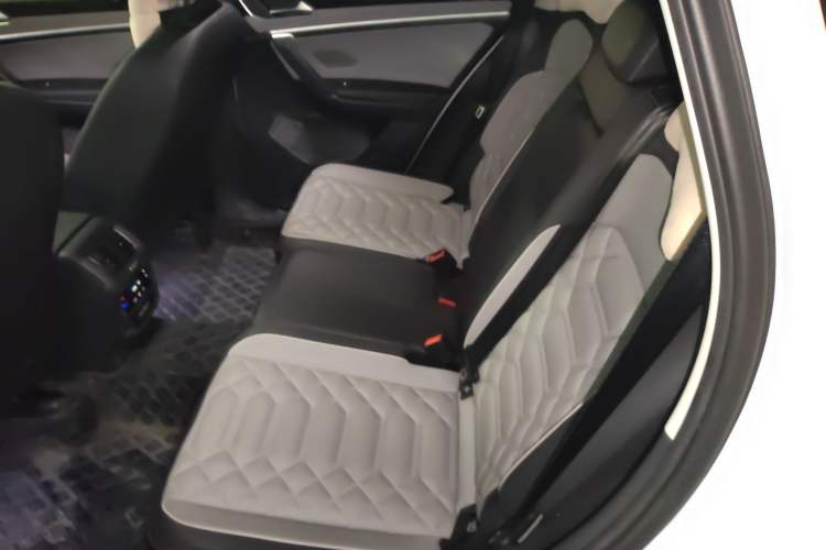 Used Volkswagen Tayron 2023 330TSI Two-Wheel-Drive Luxury Plus Advanced Version