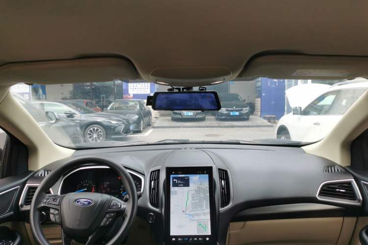 Used Ford Edge 2020 EcoBoost 245 Two-Wheel-Drive Titanium 5-Seater
