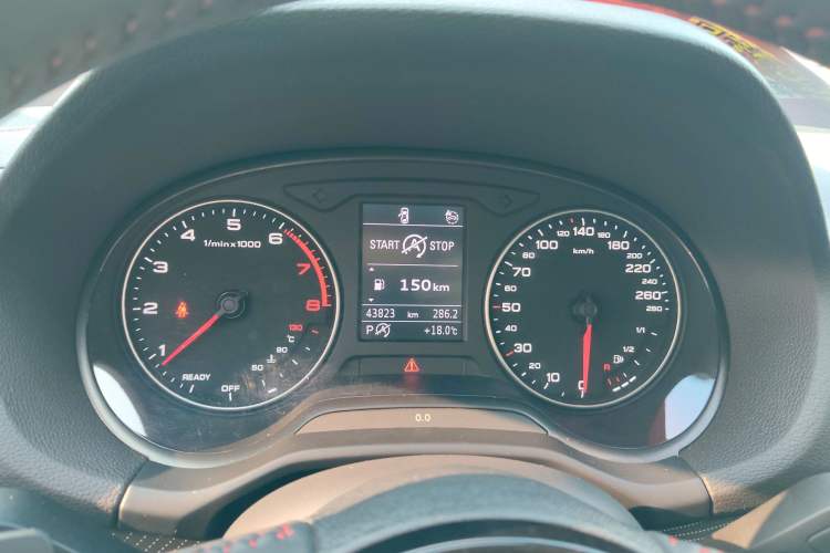 Used Audi Q2L 2022 35 TFSI Progressive Dynamic Edition
