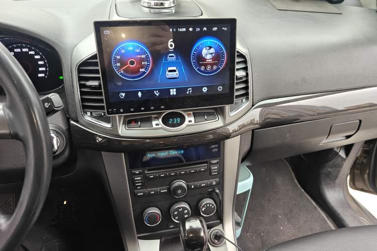 Used Chevrolet Captiva 2015 2.4L Two-Wheel Drive Urban Version 7 Seats
