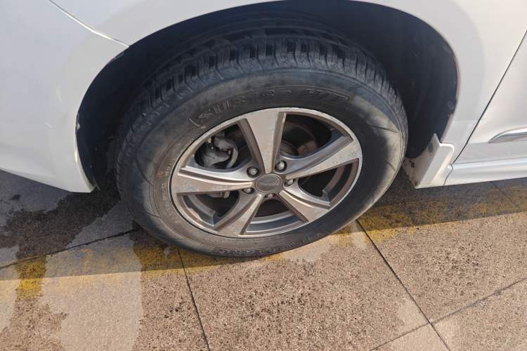 Used Haval H6 2015 Upgraded Model 1.5T Manual Two-Wheel Drive Elite Version