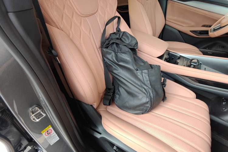 Used BYD Song L EV 2025 Intelligent Driving Version 662 km LiDAR Excellence Edition