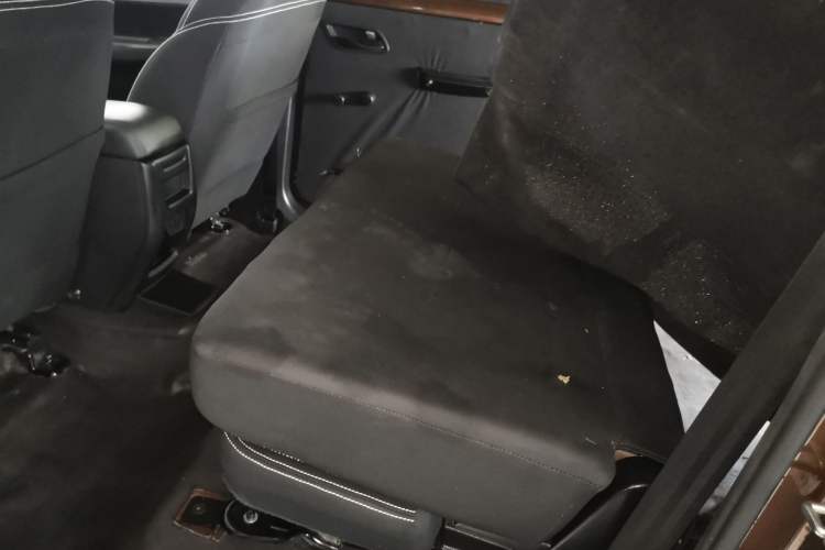 Used Wuling Hongguang 2021 1.5L S Base Version LAR