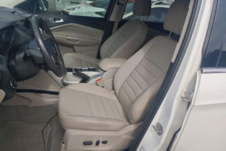 Used Ford Kuga 2013 2.0L GTDi Four-Wheel Drive Premium Model
