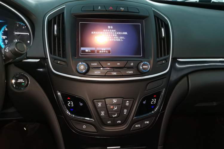 Used Buick Regal 2015 1.6T Elite Tech Model
