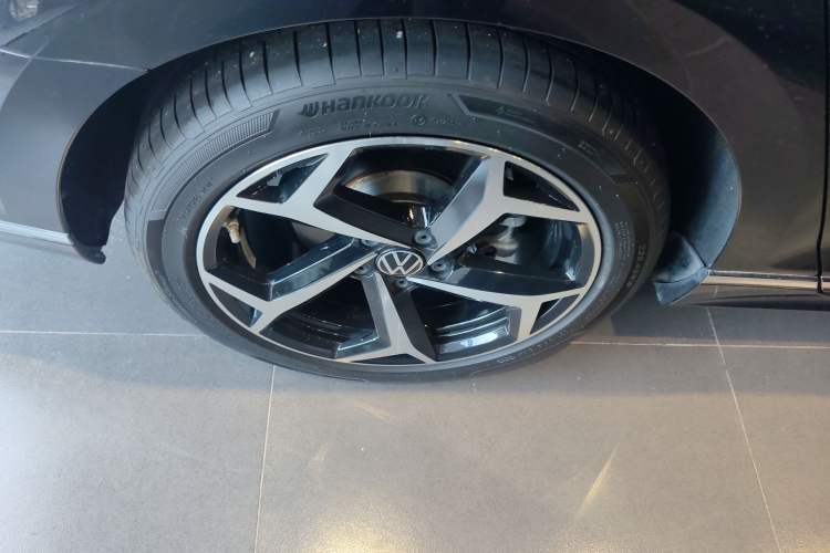 Used Volkswagen Magotan 2023 2 Million Units Commemorative Edition 330TSI DSG Luxury Version
