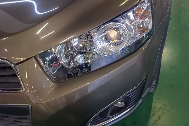 Used Chevrolet Captiva 2017 2.4L 4x4 Flagship Edition 7-Seater
