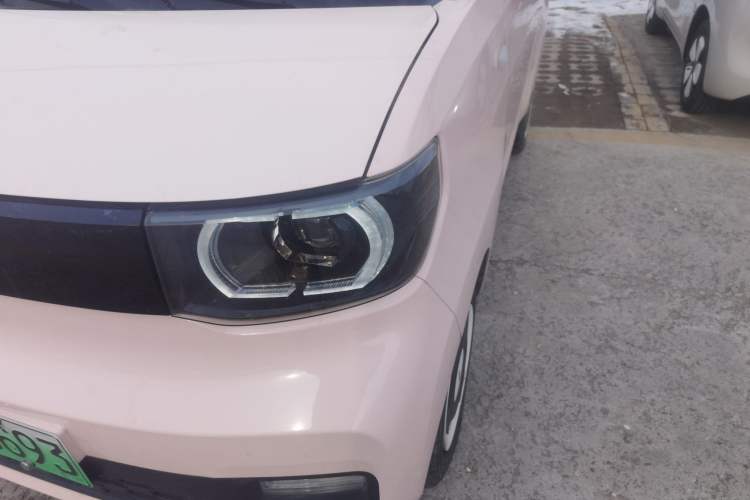 Used Wuling Hongguang MINIEV 2021 Macaron Premium Model – Lithium-NMC