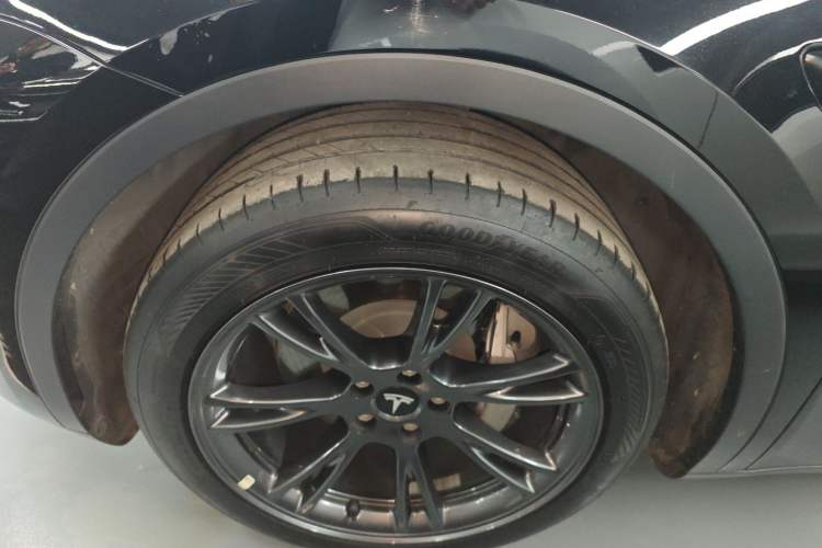 Used Tesla Model Y 2024 Rear-Wheel-Drive Version