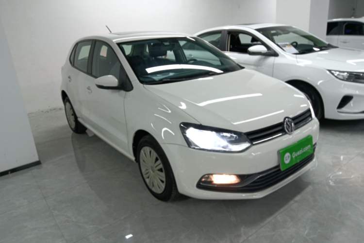 Used Volkswagen Polo 2016 1.6L Automatic Comfort Model
