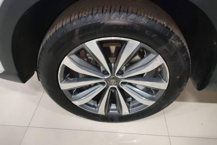 Used Roewe RX5 MAX 2019 300TGI Automatic Smart Cabin Luxury Edition
