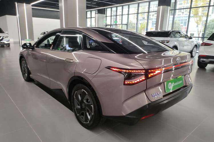 Used Toyota bZ3 2023 616 km Long-Range Premium