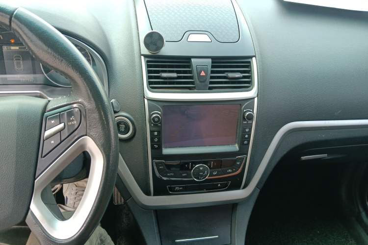 Used Geely Auto Emgrand 2016 Hatchback RS 1.5L Manual - Upward Edition
