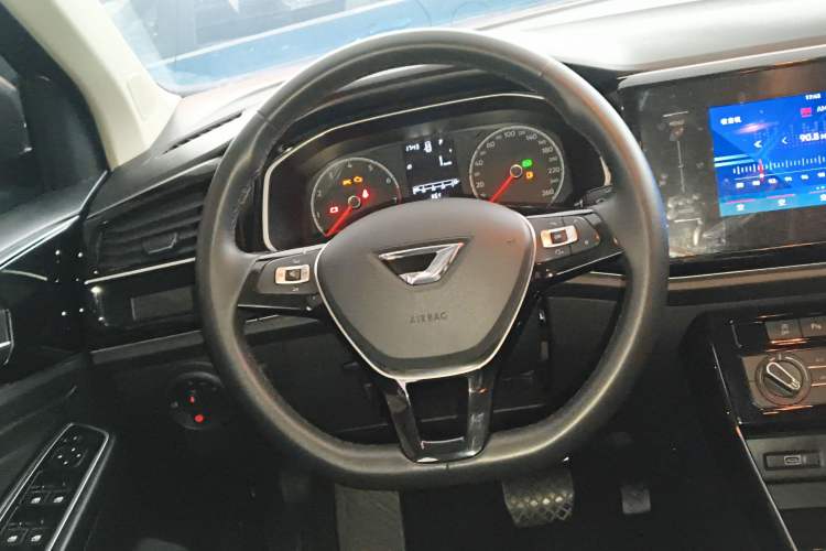 Used Jetta VS5 2022 280TSI Automatic Enjoyment Pro Trim
