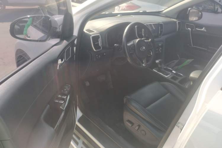 Used Kia KX5 2016 2.0L Automatic 2WD GLS