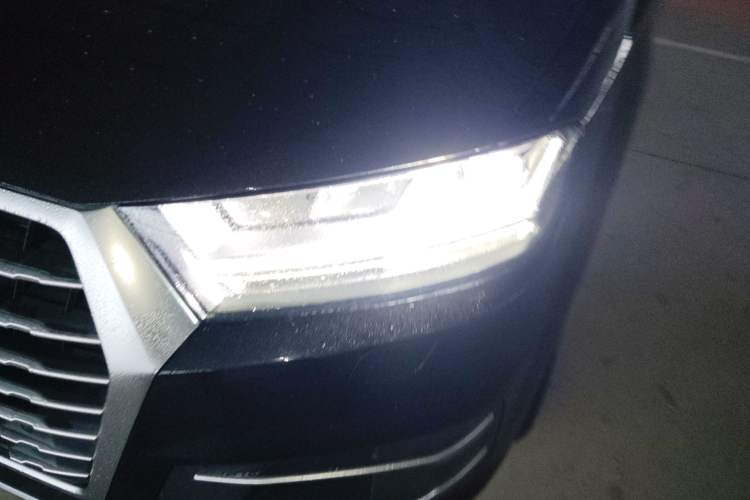 Used Audi Q7 2018 45 TFSI Technology Edition
