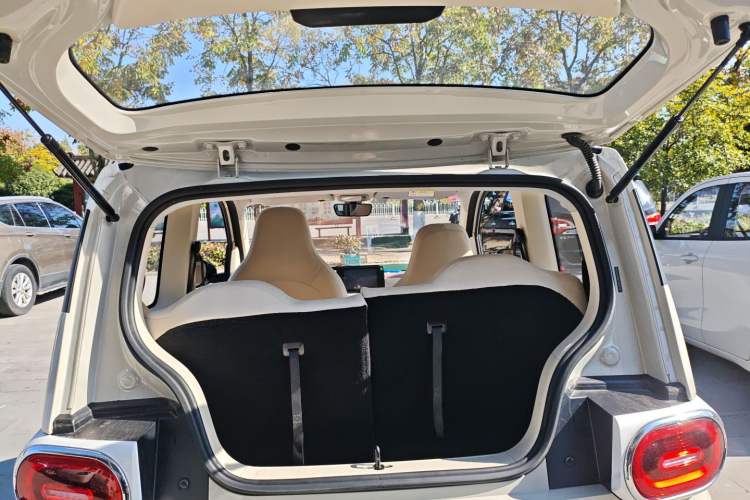 Used Wuling Hongguang MINIEV 2024 3rd Generation 215km Advanced Version
