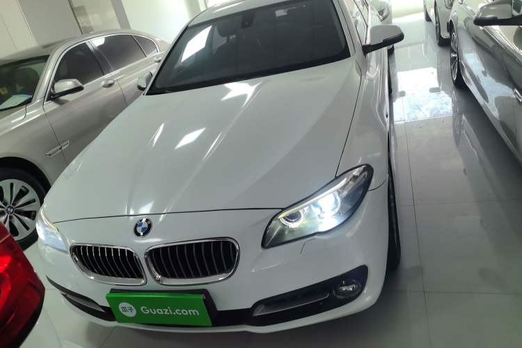 Used BMW 5 Series 2014 525Li Leading Model
