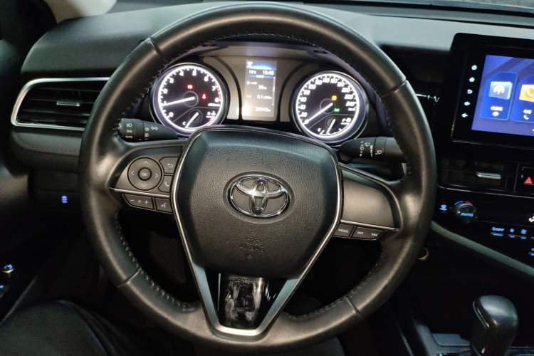 Used Toyota Camry 2023 2.0GVP Premier Edition
