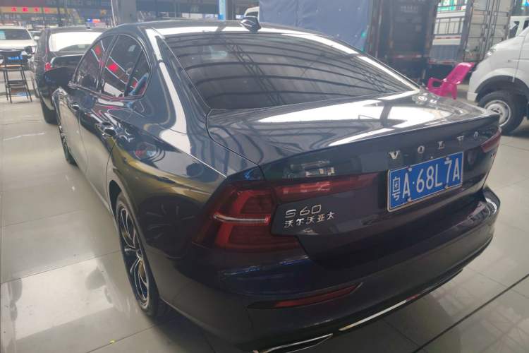 Used Volvo S60 2020 T4 Zhiyi Luxury Edition