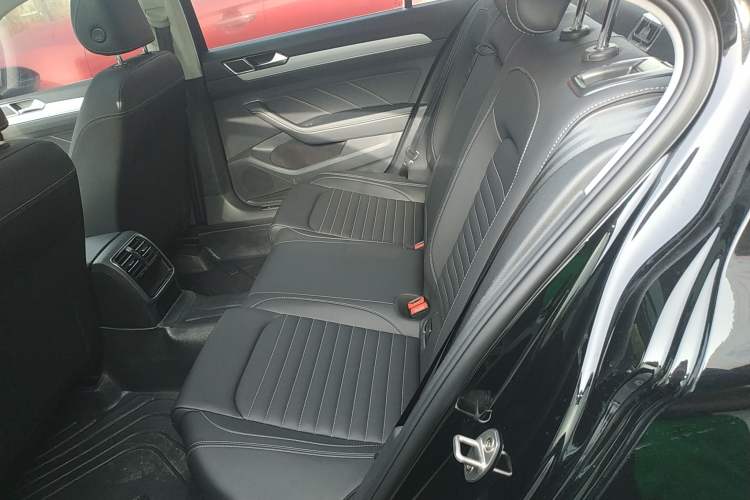 Used Volkswagen Magotan 2025 Zhongxiang Version 280TSI DSG Comfort Edition
